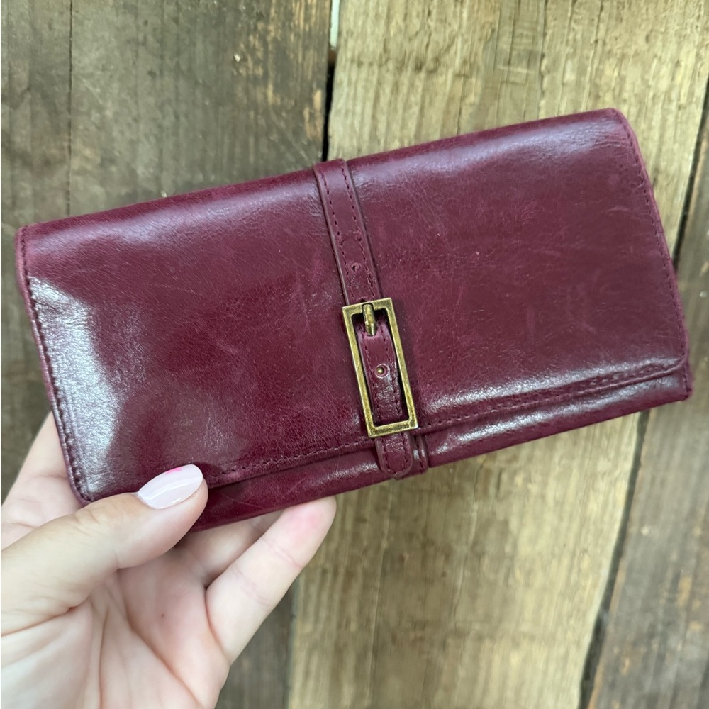 HOBO Vintage Plum Leather Clutch Wallet Inside Zipper Fold Open